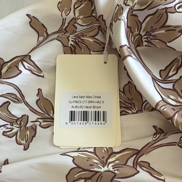 Peppermayo Lara Satin Maxi Dress - Hazel Bloom - Picture 7 of 8